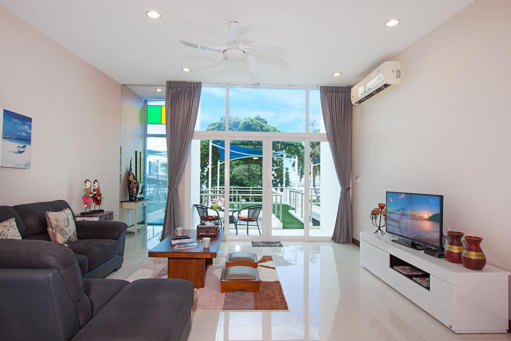 Bangsaray Beach House B Sattahip Extérieur photo